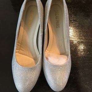 Dream Pairs heels